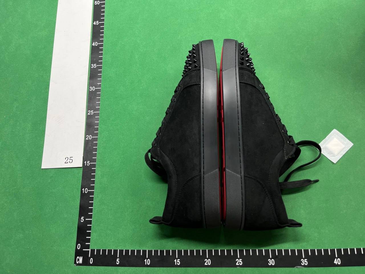 H1 New Low-top Casual All-match Sneakers with Red Sole