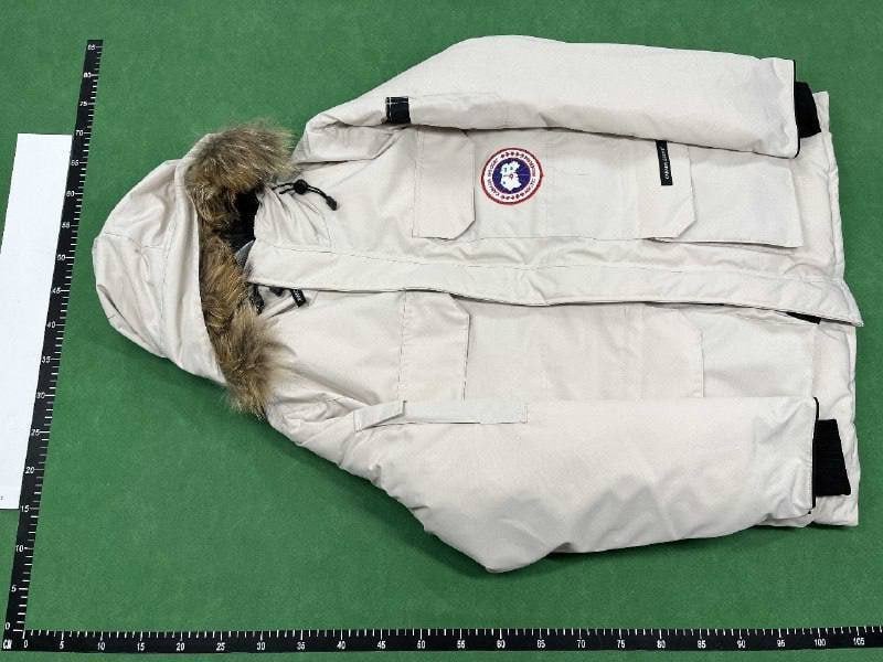 Canada goose down jacket 2024 winter classic men's and women's warm down jacket cotton-padded jacket t.me/ccnnffaass007