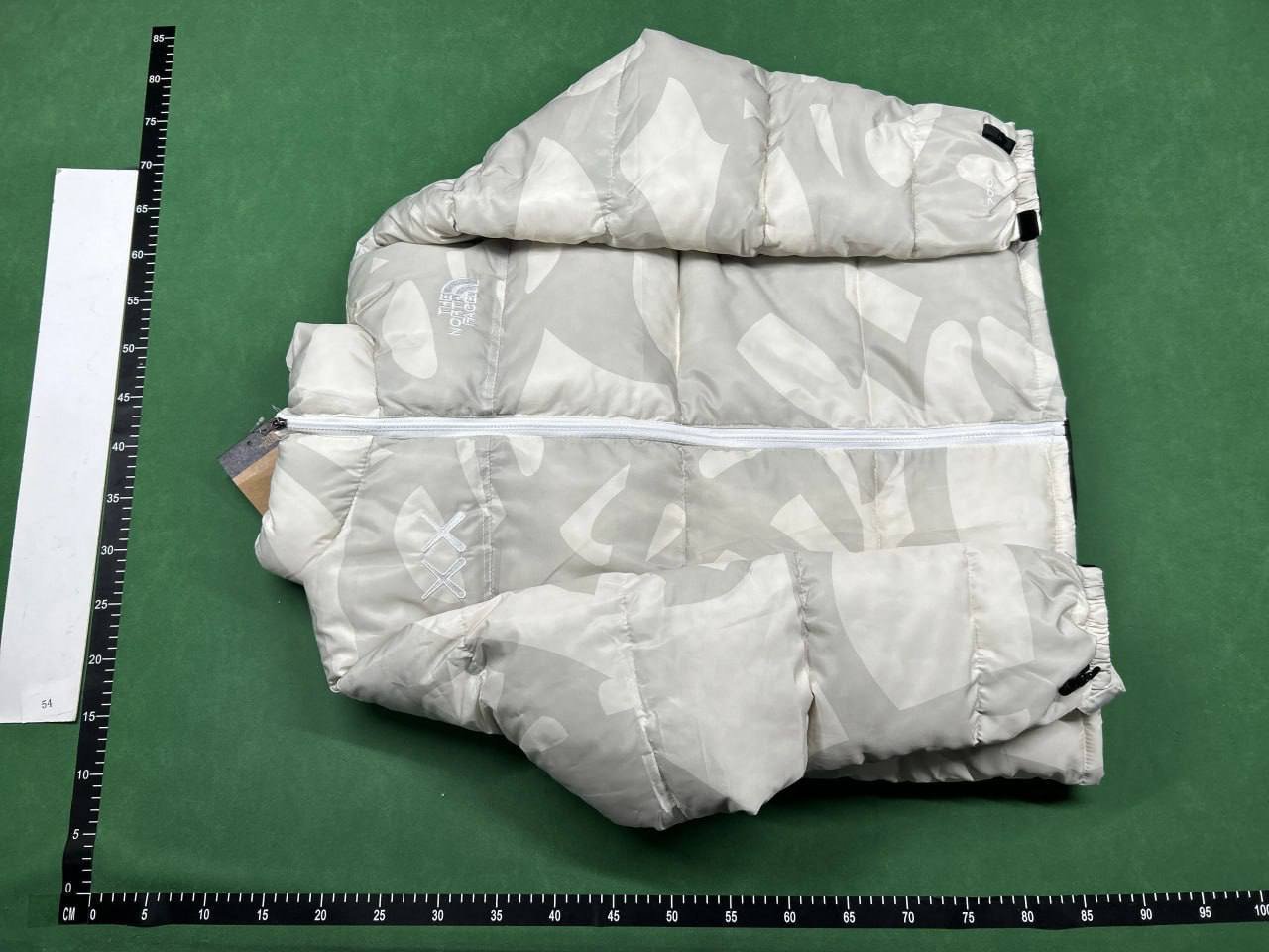 THE NORTH FACE Down jacket Winter warm heart essential light warm fashion Joker down jacket let you warm the whole winter