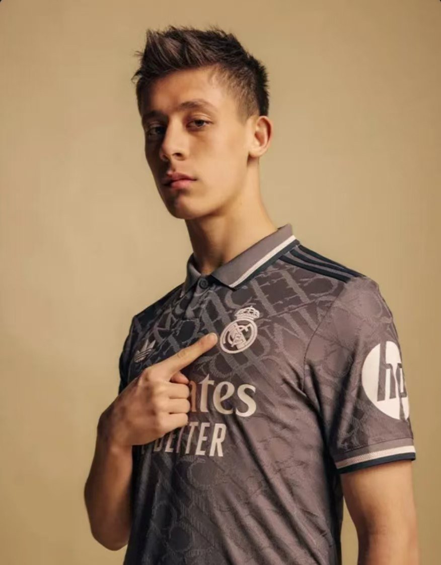 Adidas Nike PUMA Castore  New Balance  Mizuno T-shirt tee jersey (35+)fashion Joker T-shirt 23