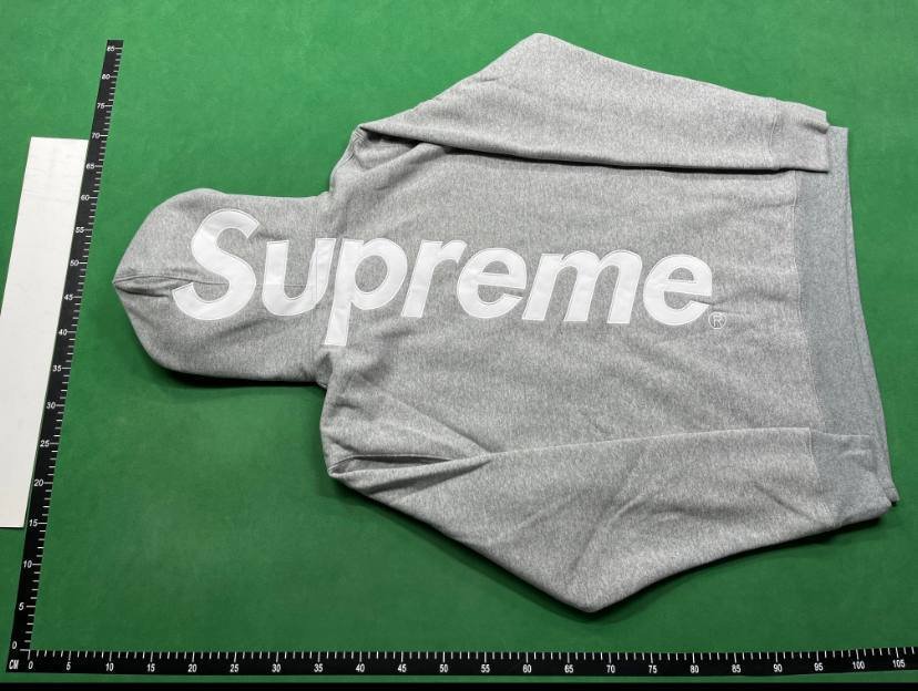  Supreme Hoodie Fashionable loose sweater for men and women