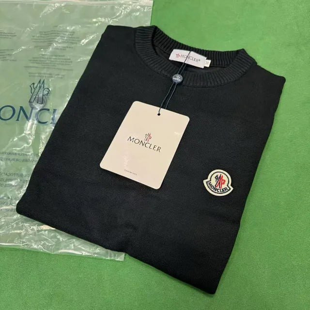 Moncler pullover sweater M Sweater