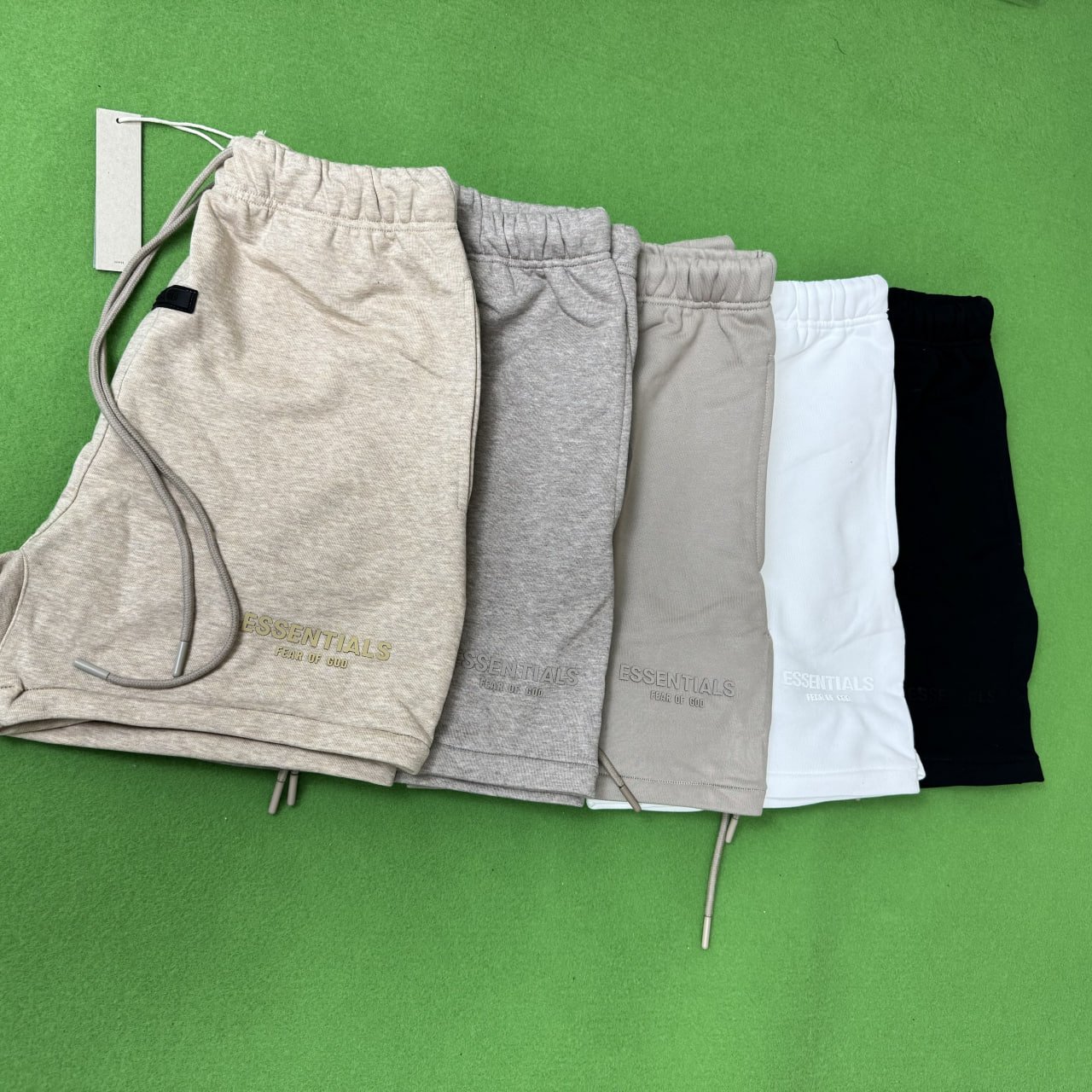 ESSENTIALS SHORTS/  T-Shirt &tee Glue Shorts Short Sleeve