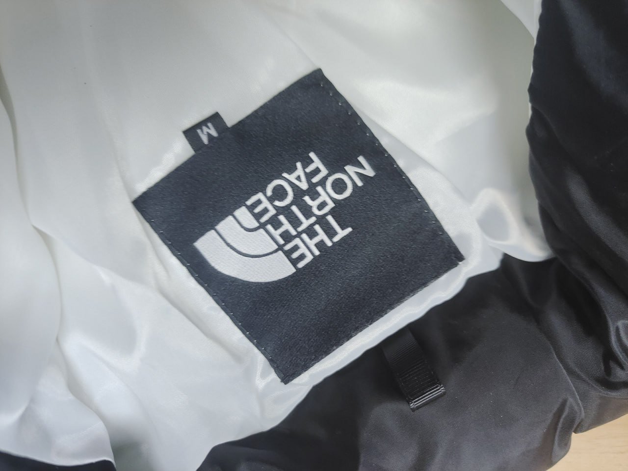 THE NORTH FACE Down jacket