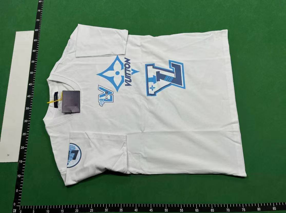 Louis Vuitton short-sleeved T-shirt (15 colors)Spring selection special short sleeve 250204