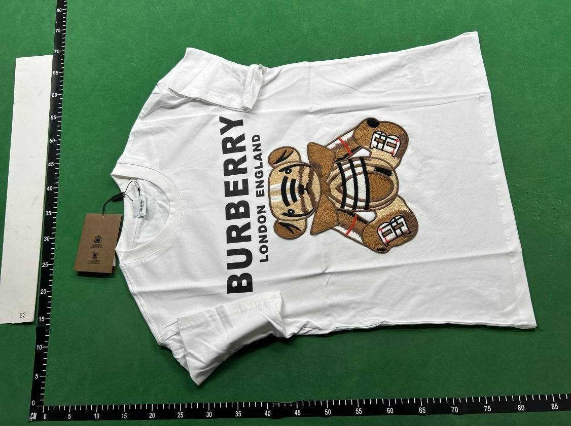 Burberry sweatshirts and T-shirt   high quality trendy T-shirt sweater collection