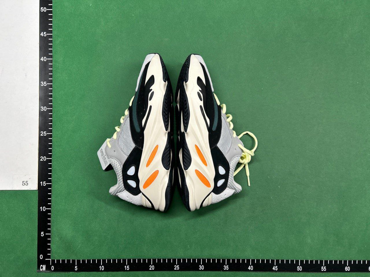 adidas originals Yeezy 700 Shoes   High Quality Shock Absorption Wear-Resistant Low-Top Old D Shoes