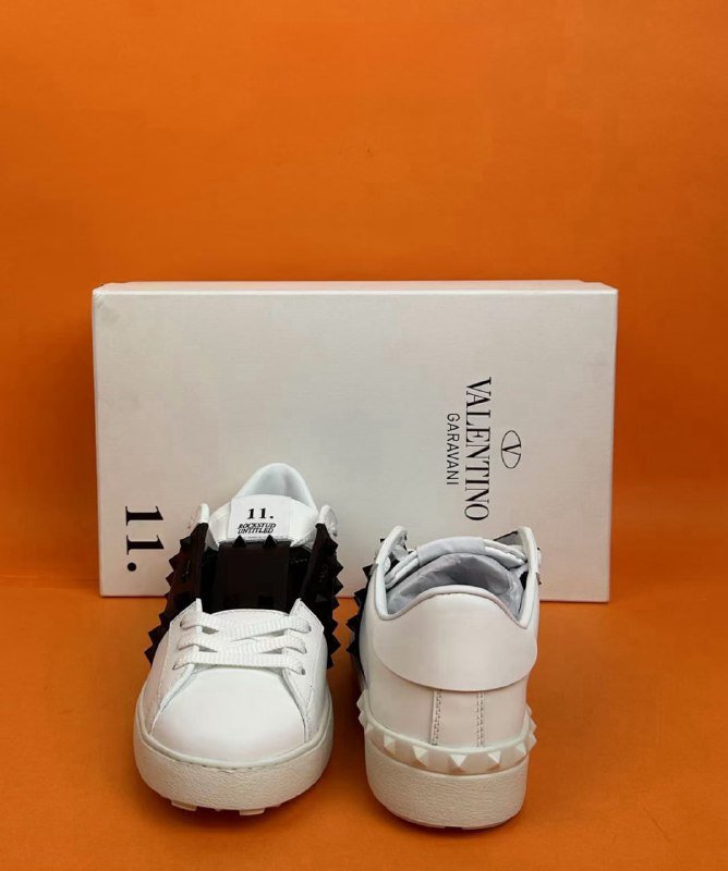 Valentino Shoes Sneakers  New fashion versatile fashion shoes 050