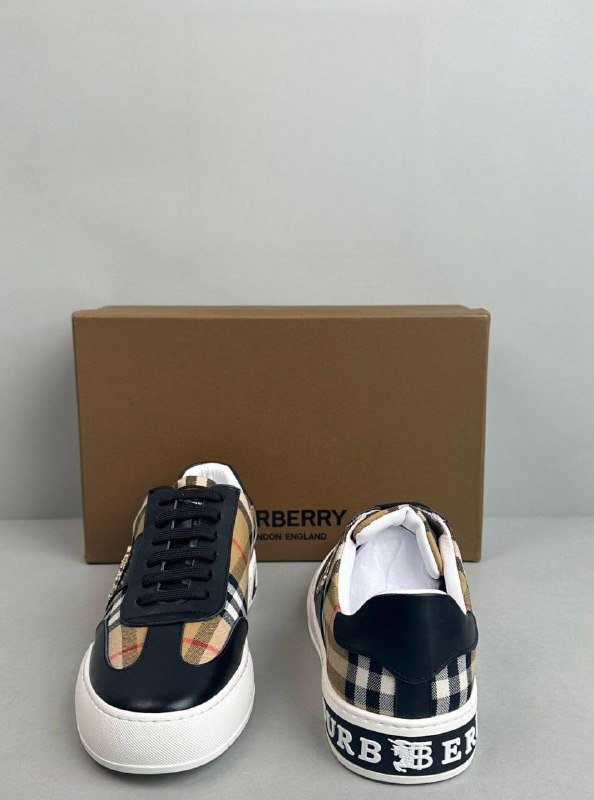 ✔️ Burberry shoes  Fashion sneaker FW2C