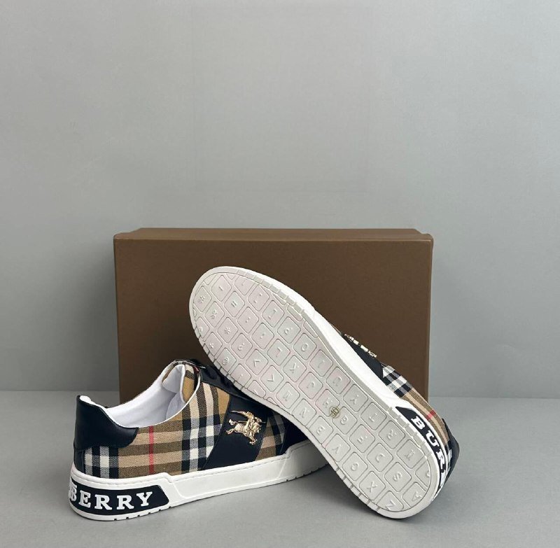 ✔️ Burberry shoes  Fashion sneaker FW2C