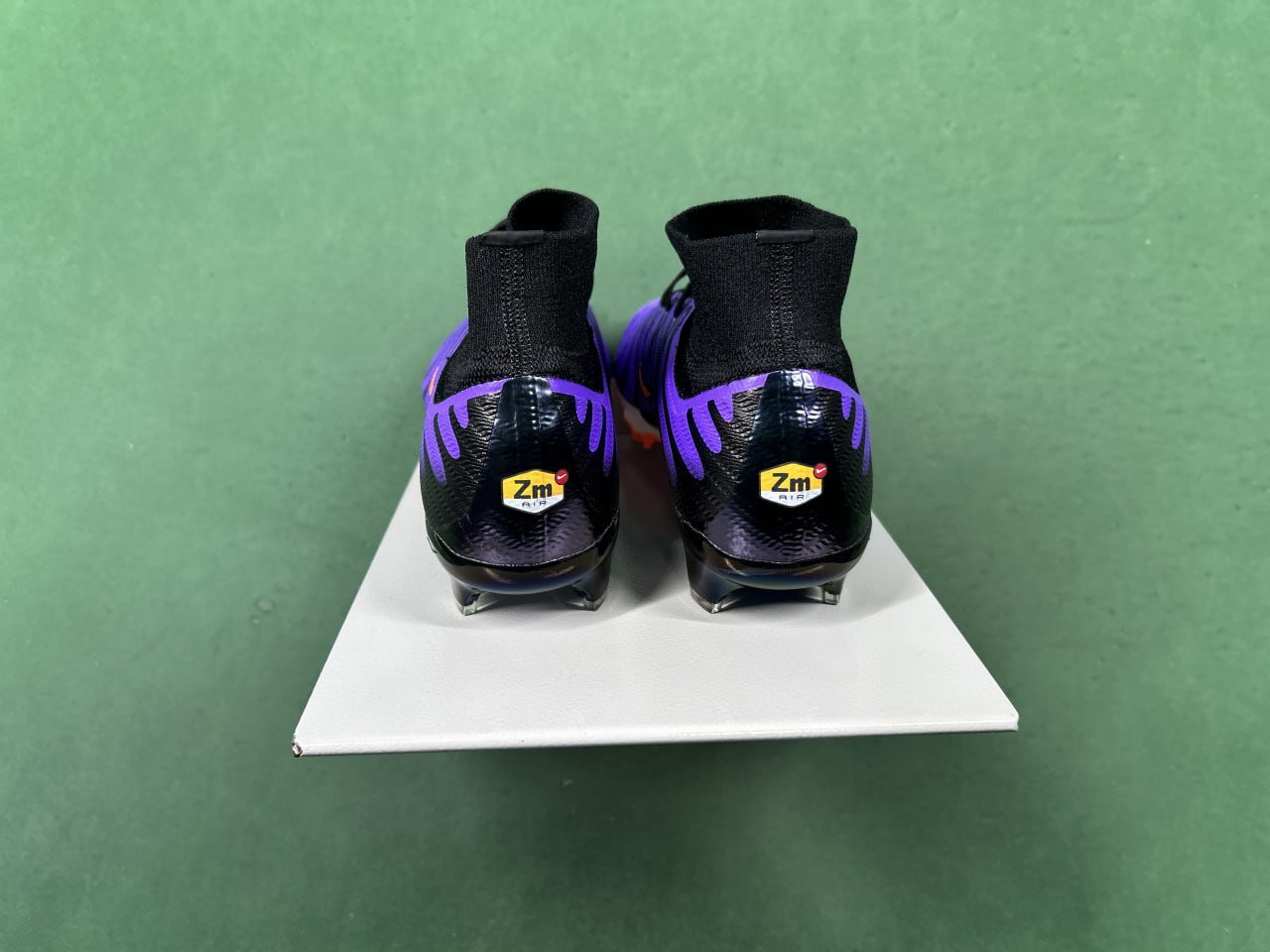  Nike soccer shoes  Youth Trend Youth Tide Shoes Football Shoes