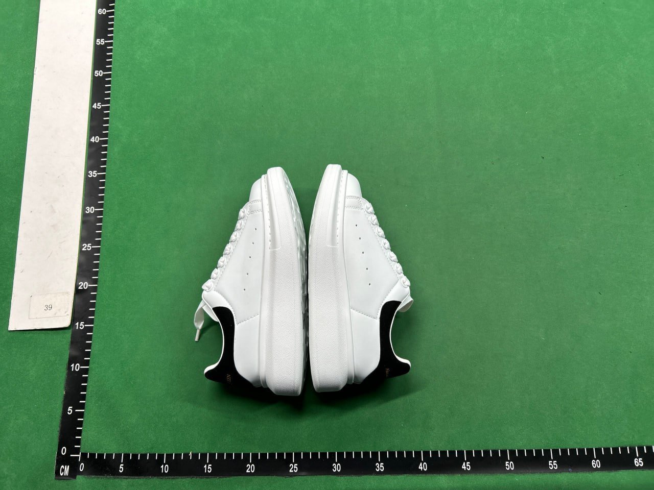 Alexander McQueen shoes  M Kun Kun shoes popular