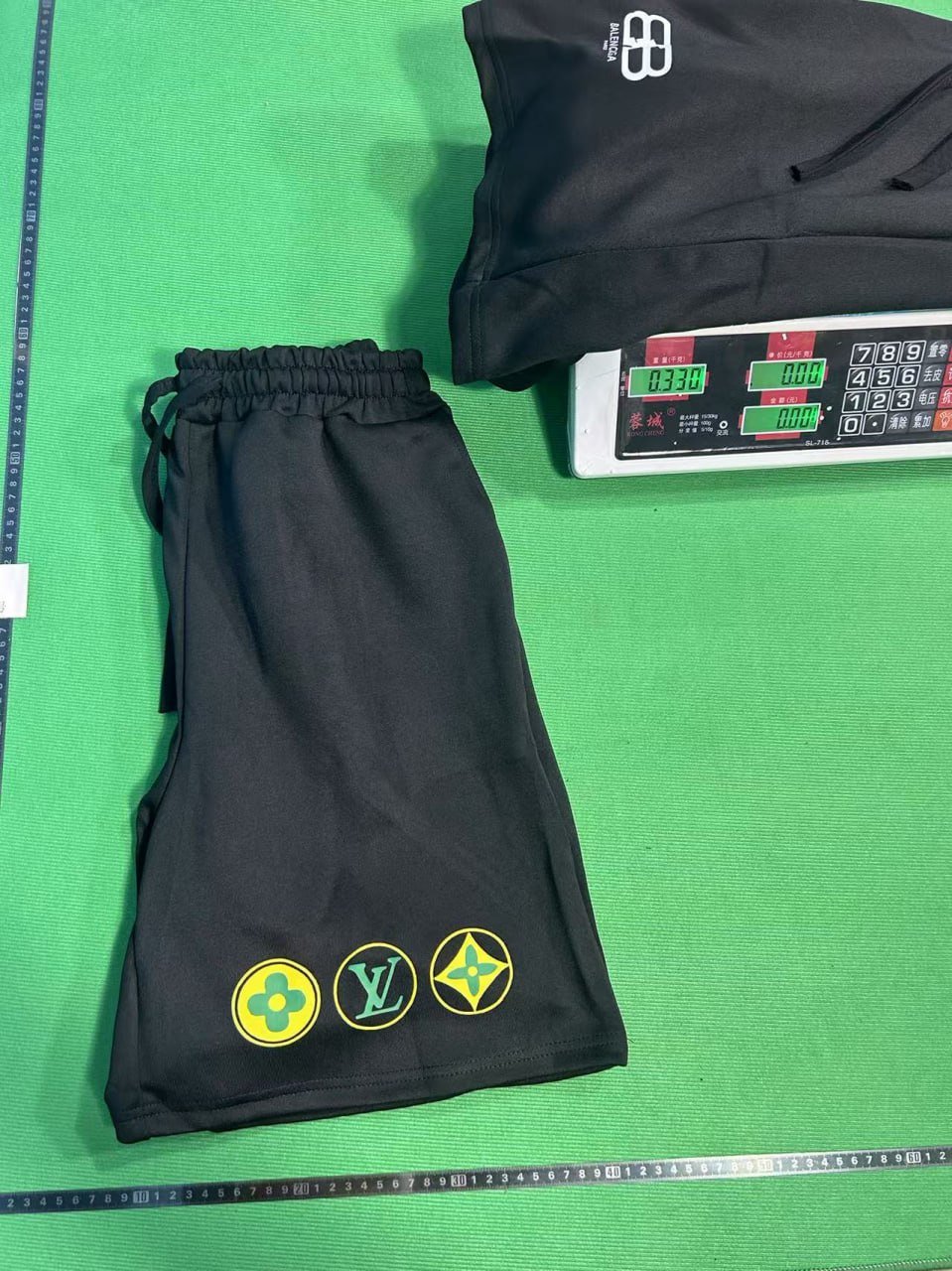  Louis Vuitton shorts 25 New Summer Fashion Shorts CY