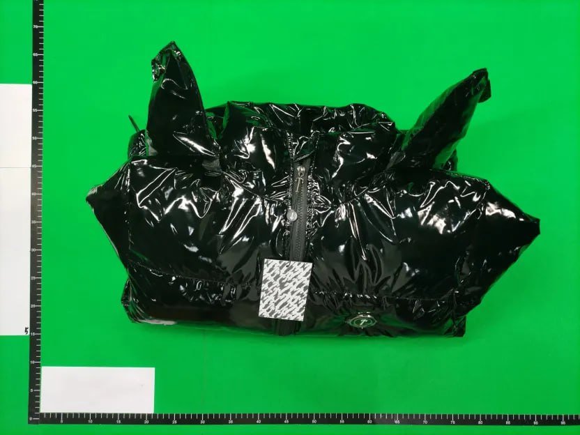 Comfortable Windproof Warm Jacket 04