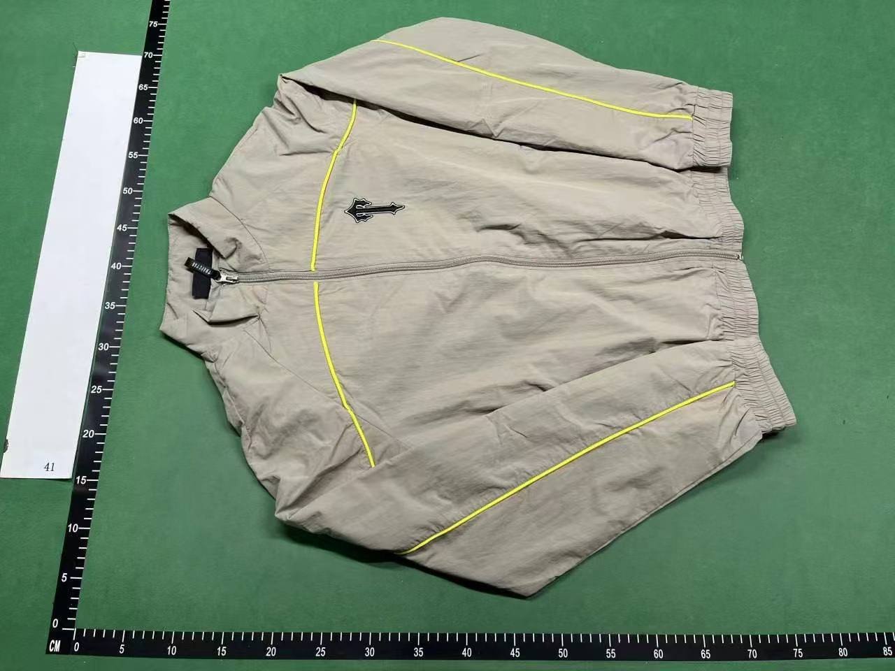 TrapÓstar Letter Embroidered Hooded Windbreaker Rusher