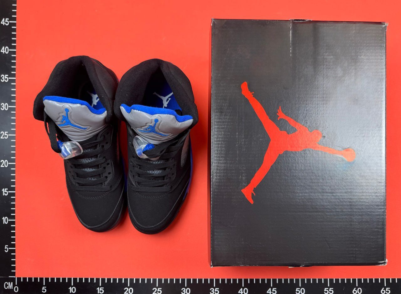 Classic fashion casual sneaker