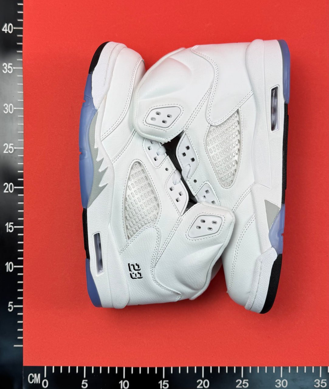 Classic fashion casual sneaker