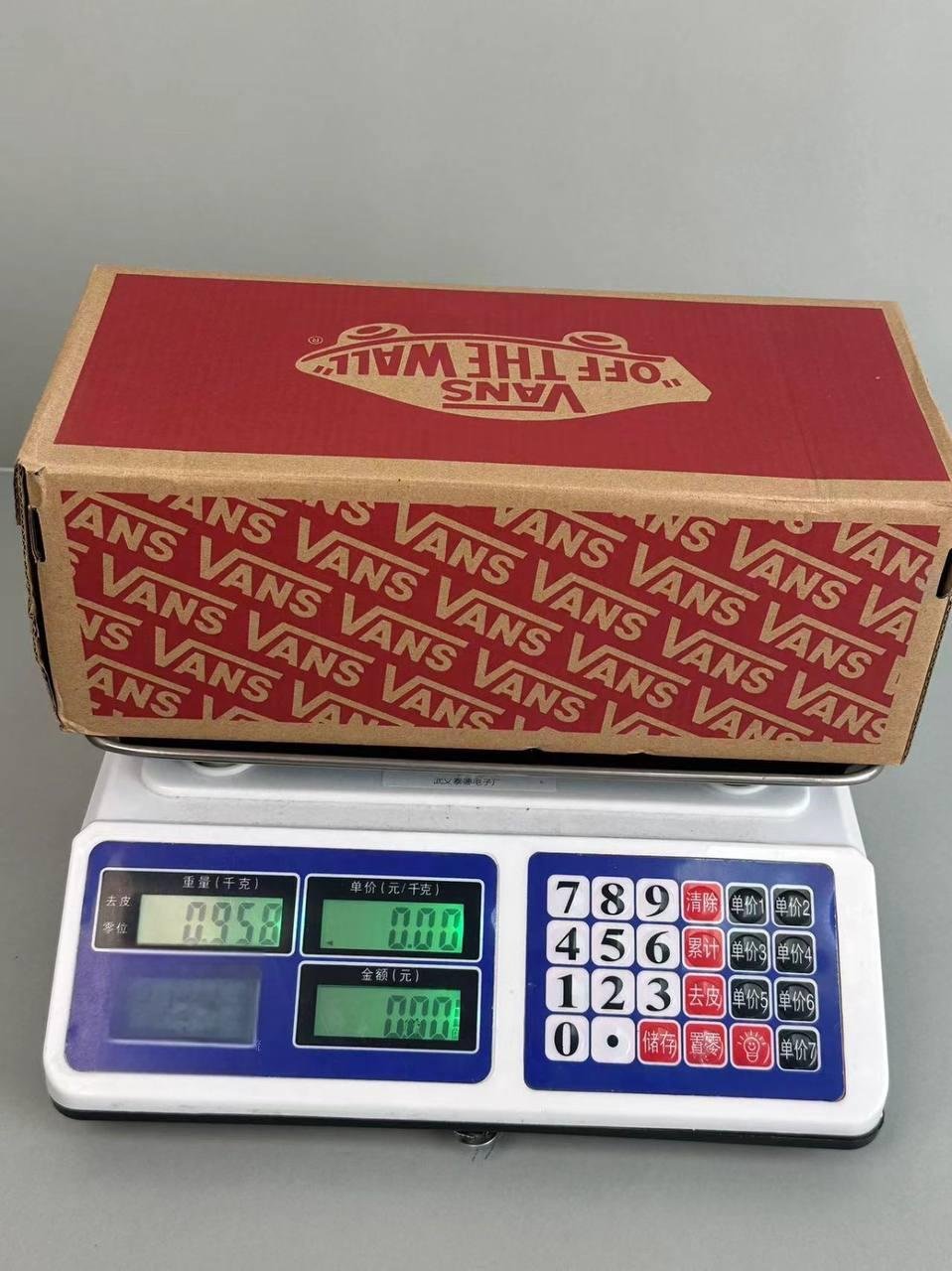 Ten thousand classic shoes collection