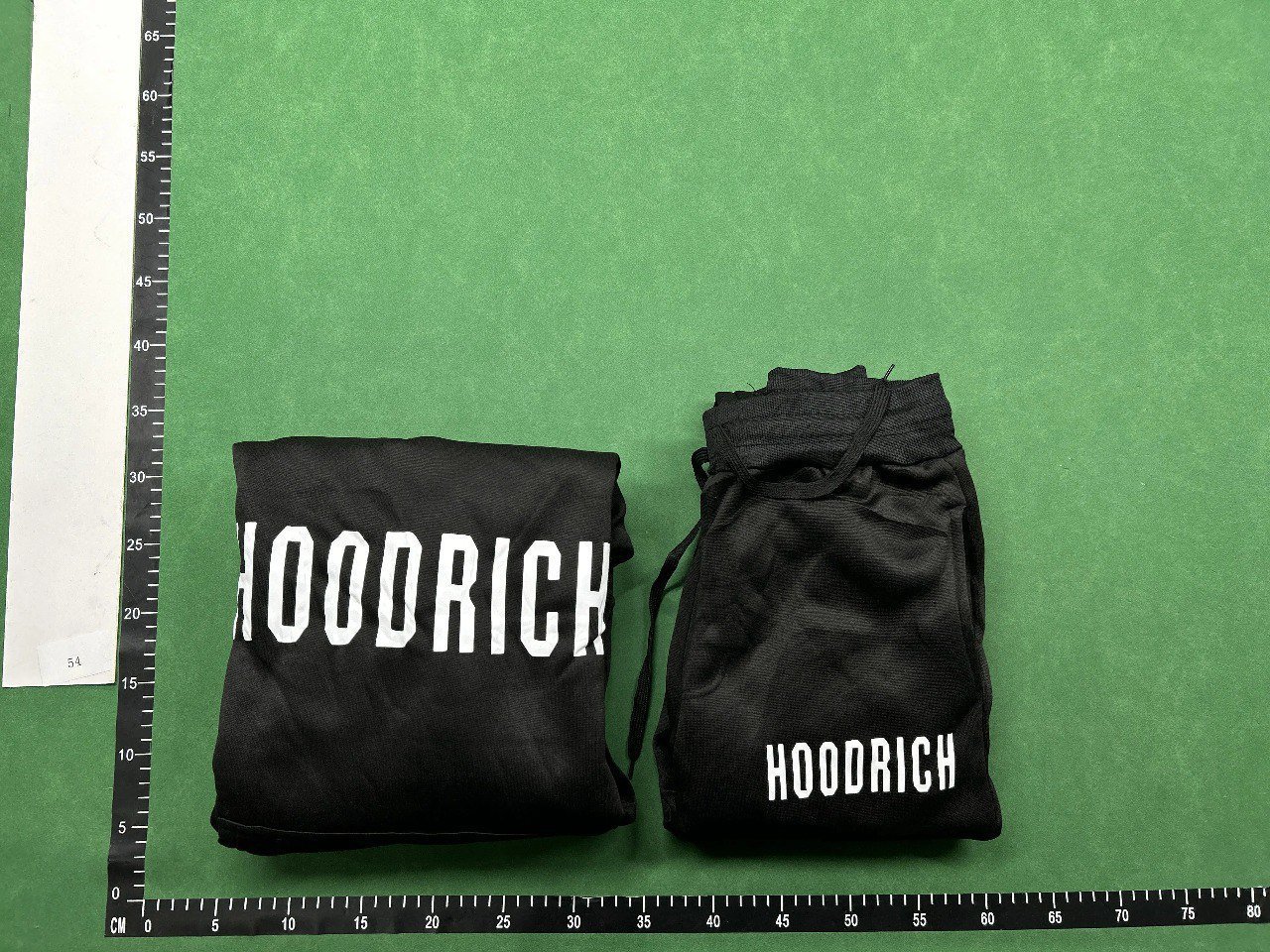 Fashion trend sweater suit 002