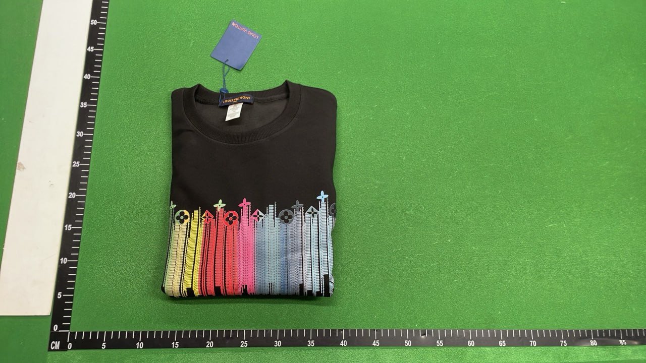 Autumn and winter fashion trend crew neck sweater 01