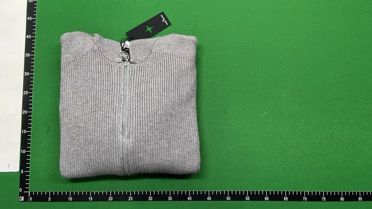 Fashion and versatile sweaters for autumn and winter 09