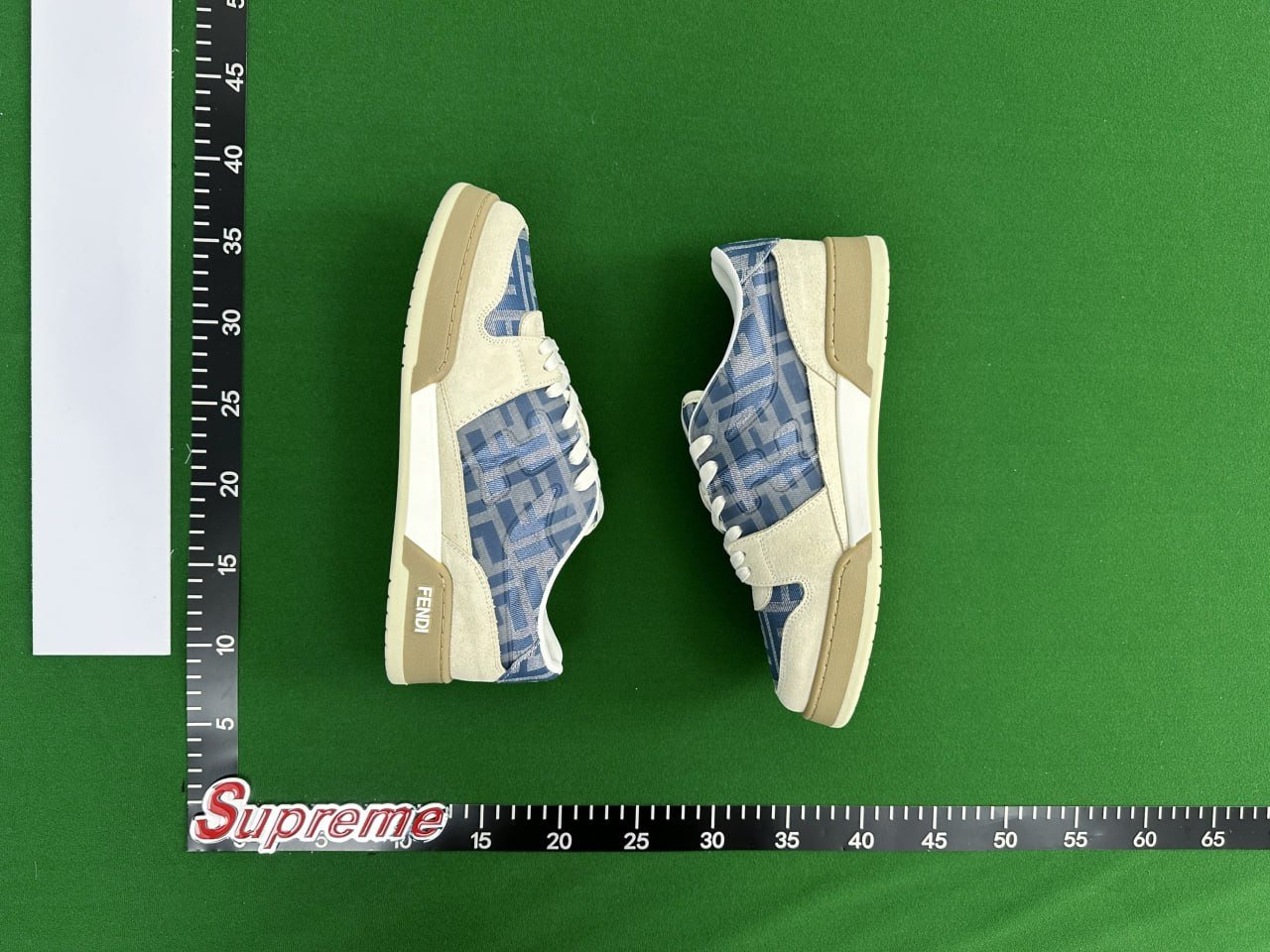 Low-Top Printed Flats TOPQ1