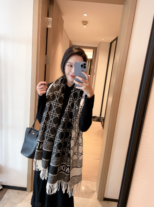 D1 new fashion scarf