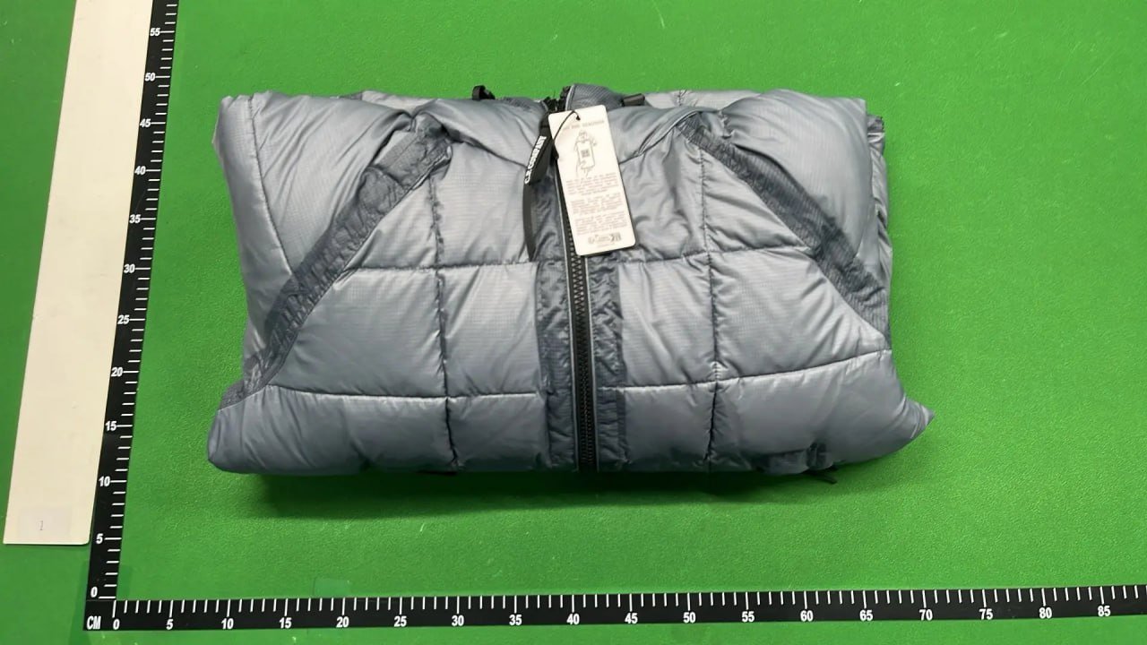 Autumn and winter padded warm hooded coat Q1