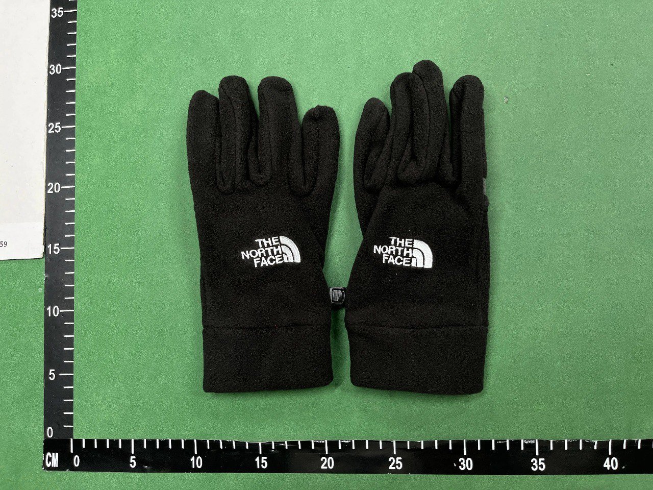 Youth trend gloves titi