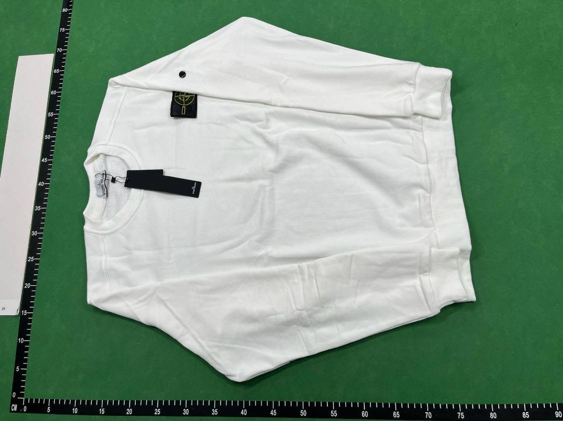 H1 simple but not simple sweater easily control a variety of styles. Can scan two-dimensional code)