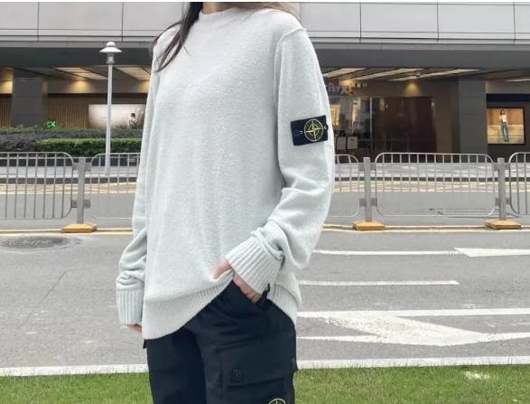 H1 simple but not si