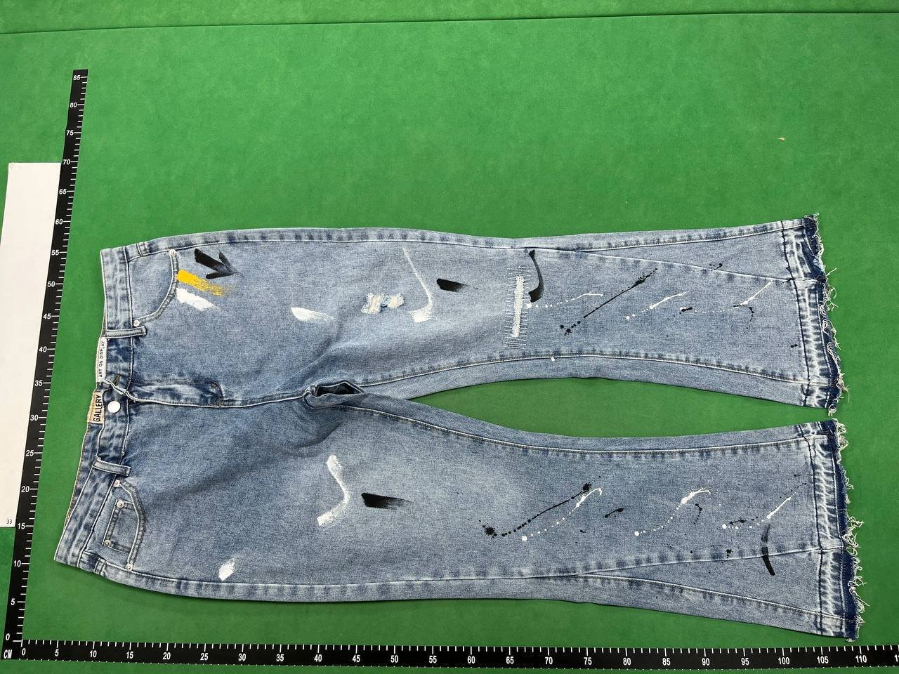 GAL * LERY splash ink graffiti micro horn stitching holes casual loose jeans long pants tide