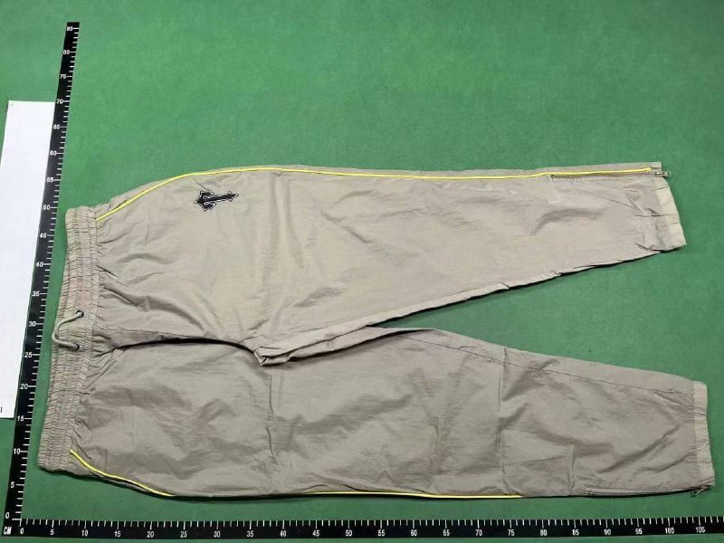 Fashionable autumn and winter suits