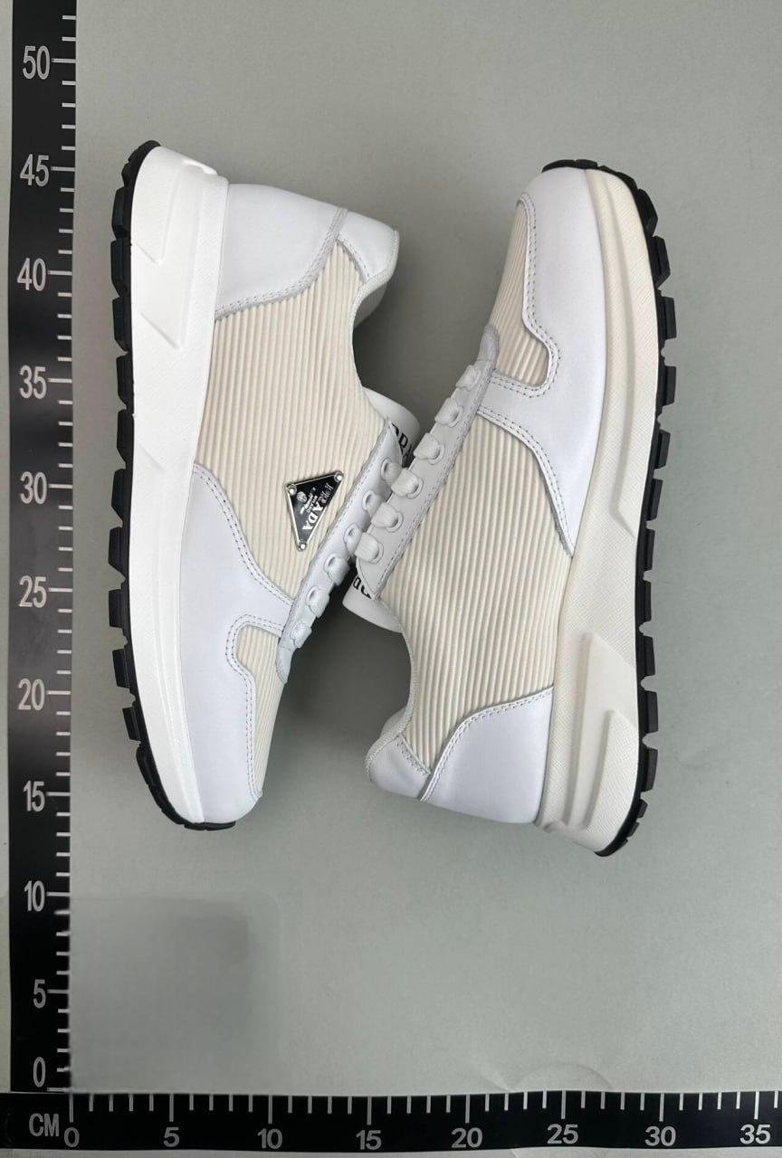 New trend all-match casual shoes re2