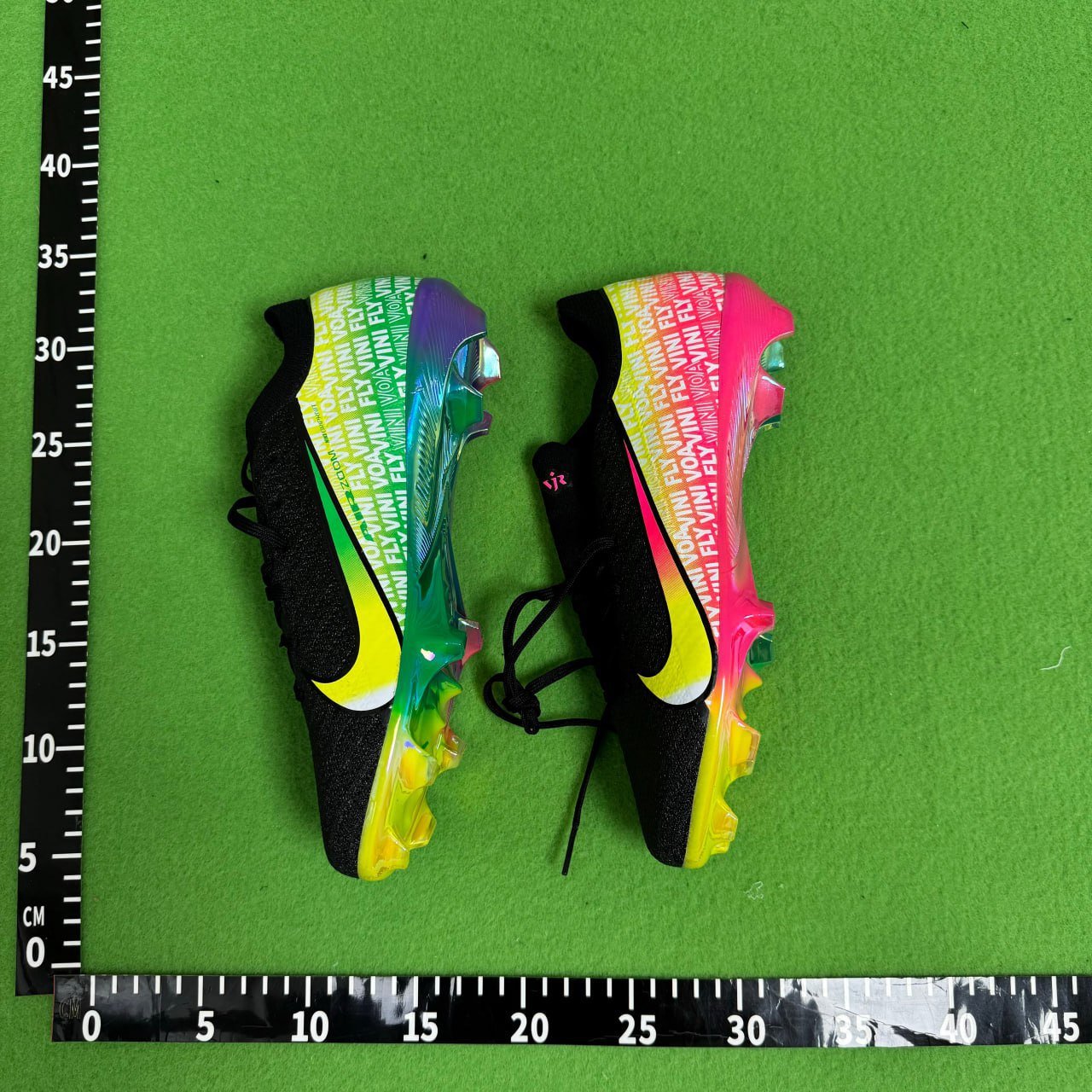 16 generation football shoes