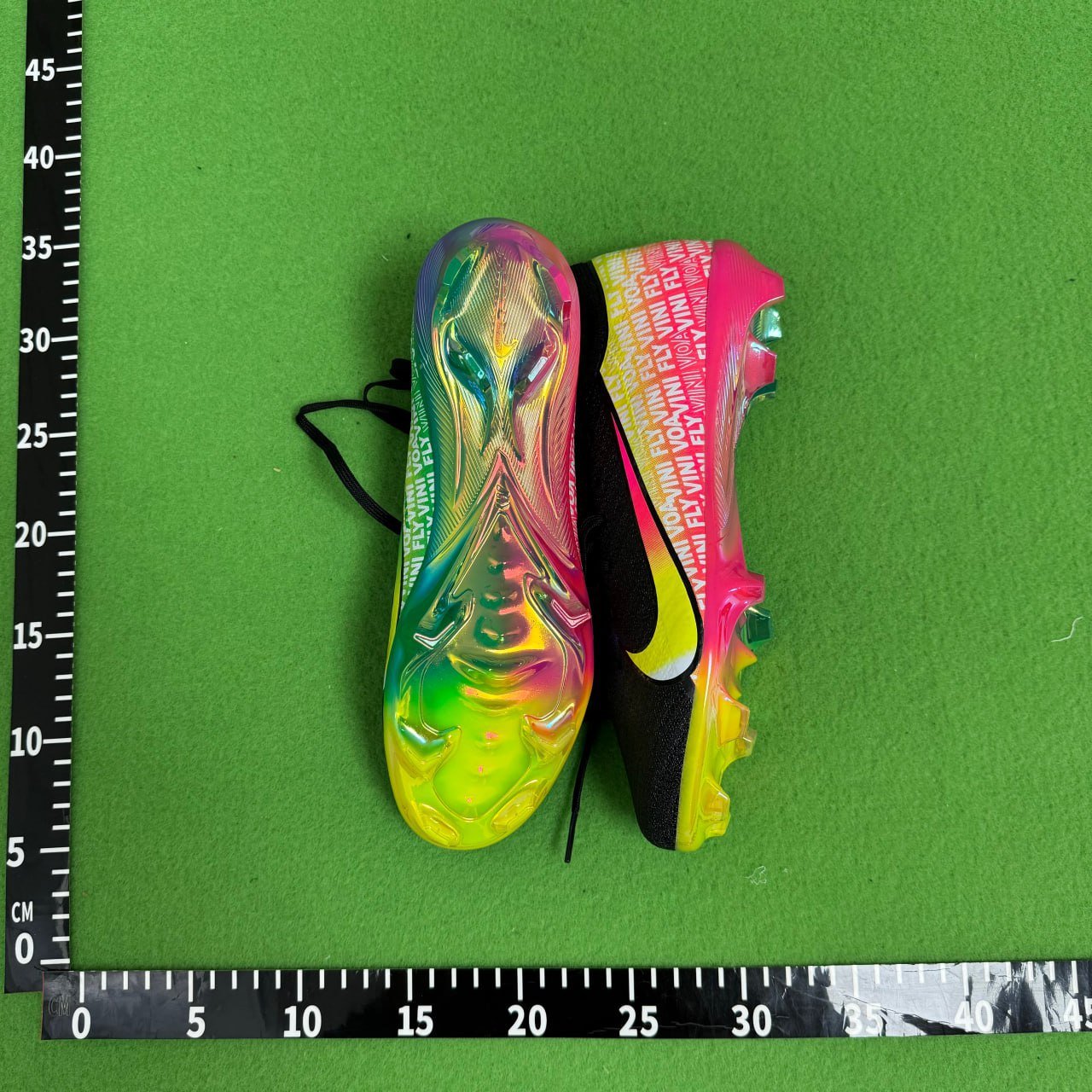 16 generation football shoes