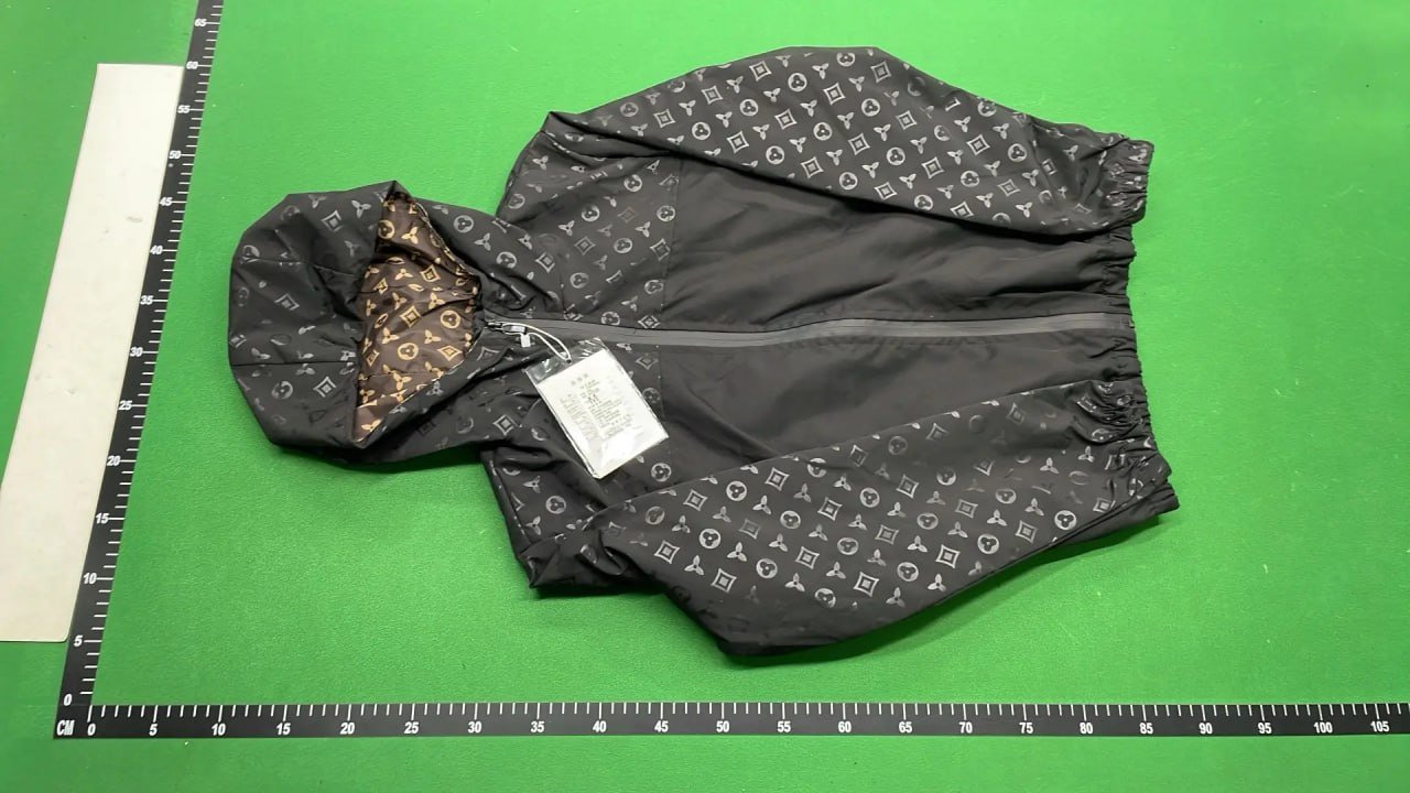 Highquality Comfortable jacket 05