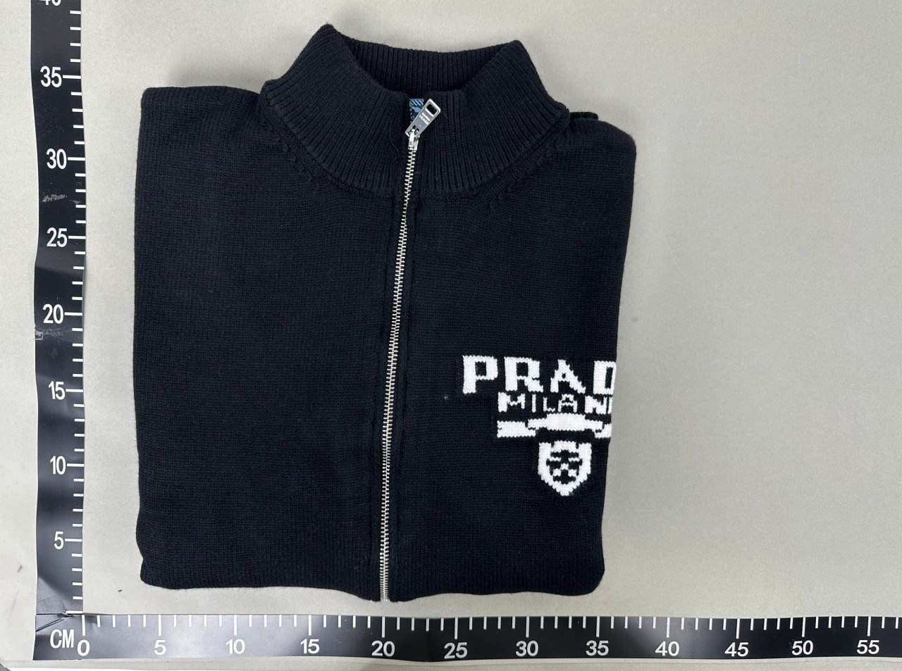 Autumn and winter Korean Joker sweater has been shipped goods non-quality problems do not support return