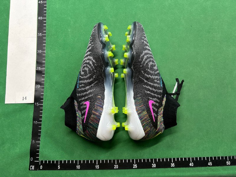 n fashion football shoes K401790