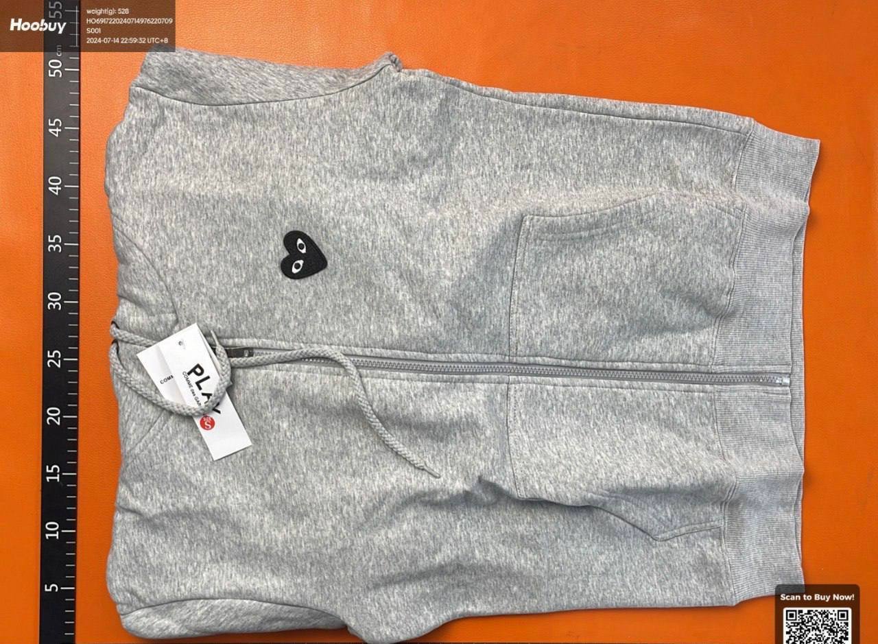 Small black heart embroidery autumn and winter long sleeve fleece-lined sweater